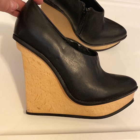 Aldo Bootie - Picture 6 of 10